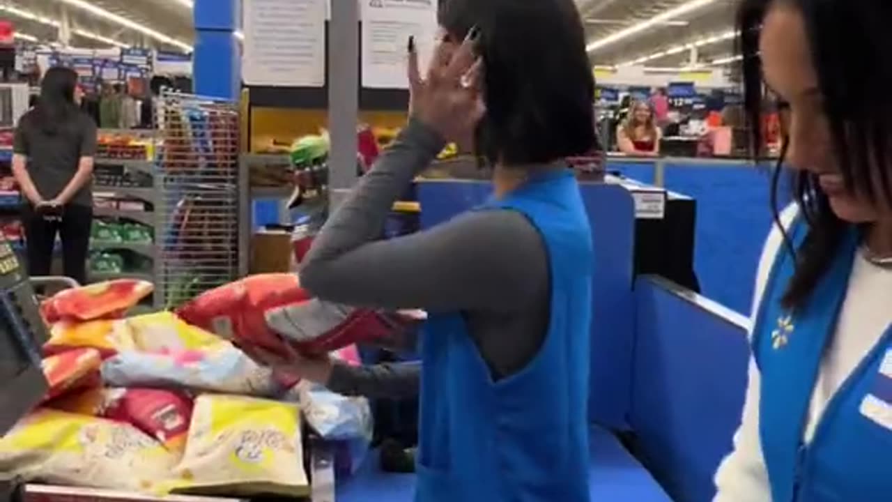 Charli D'Amelio working as a cashier at Walmart