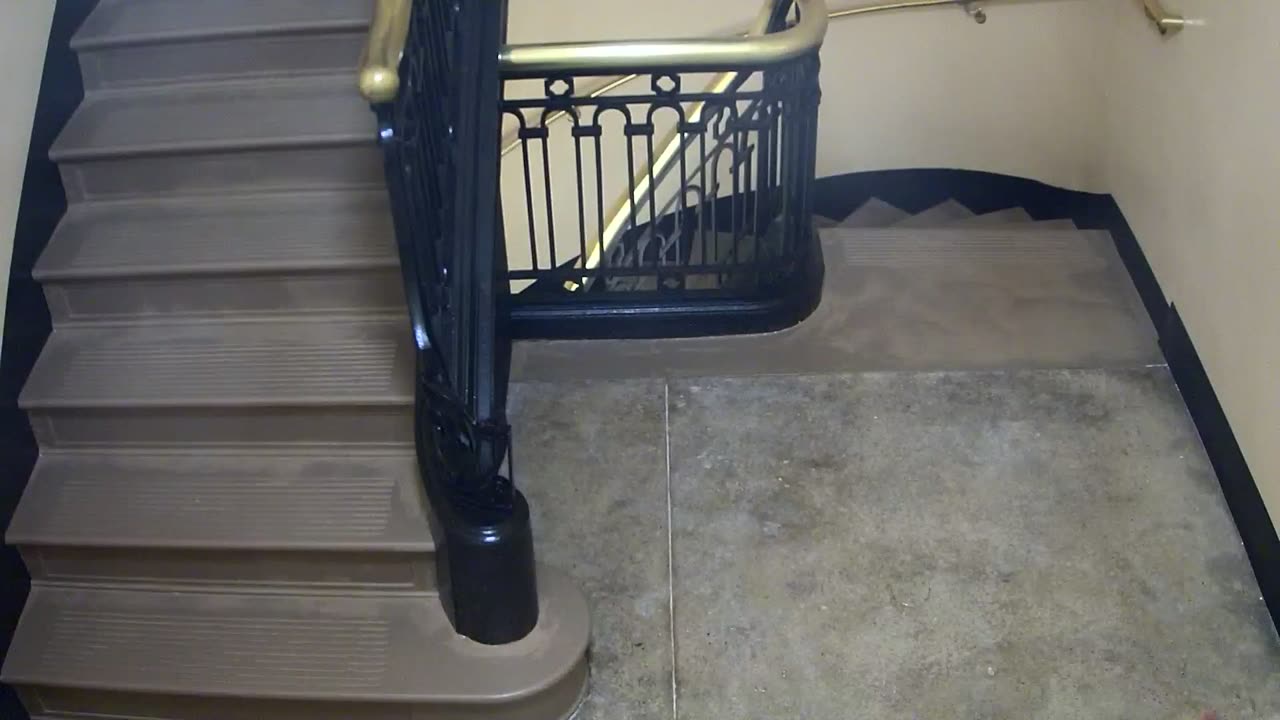 5189CHOB04Stair3_2021-01-05_01h00min01s497ms.mp4