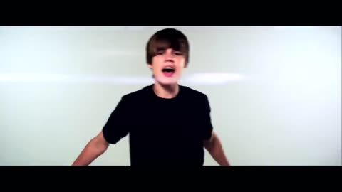 Justin Bieber / Love Me