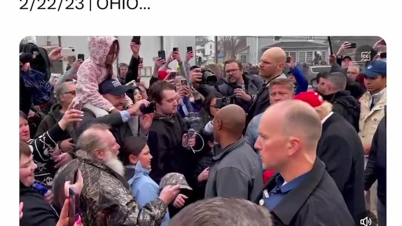 President Trump truly cares about the people and he is so loved! He’s autographing MAGA hats with 47 on the side