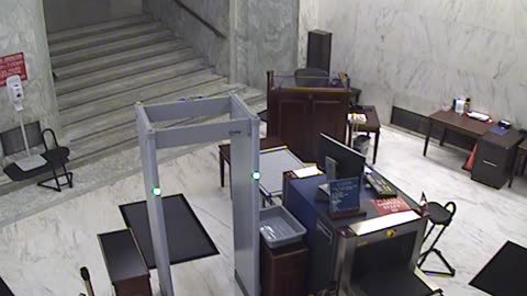 3091RHOBGRLowerIndepAveDoor_2021-01-06_23h00min02s777ms.mp4