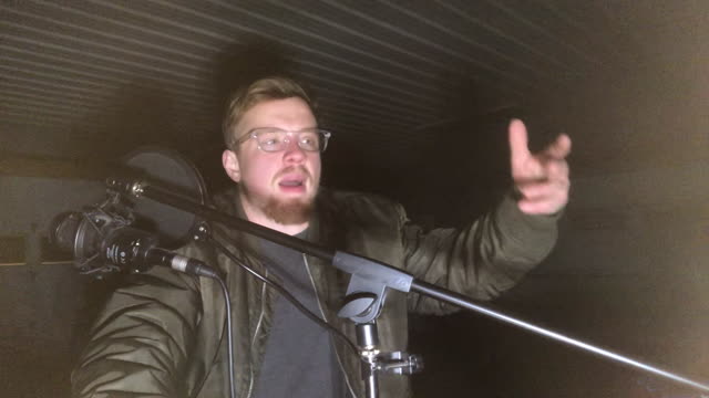 Alex Jones Has A Bunker For The Zombies And Aliens WTF