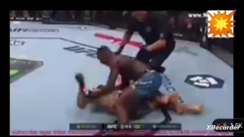 One punch from Israel Adesanya send Alex Pereira to the ground 💥😱😱