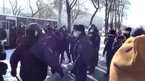 Russia detains protesters opposed to Ukraine invasion