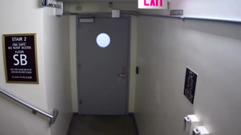 6160RHOBSBRSBST2StairwaySide_2021-01-05_02h40min00s327ms.mp4