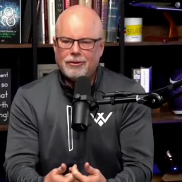 Eric Worre shares the power of the “surprise me” button.