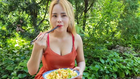 Delicious Recipes Beautiful Girl Delicious Cooking | Girls Fashion