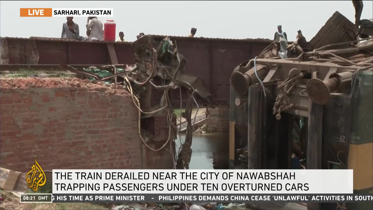 At least 35 passengers killed & 80 injured after train derails in Pakistan