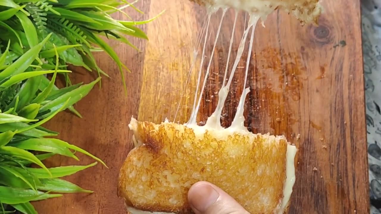 GRILLED CHEESE SANDWICH ! HOW TO MAKE PERFECT CHEESE SANDWICH