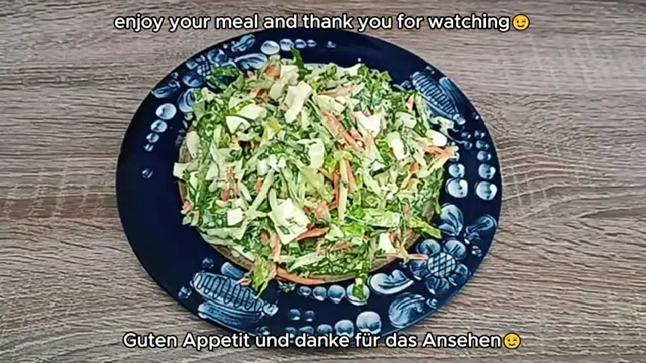 Essen Sie diesen Gurkensalat zum Abendessen und Sie werden Fett verlieren!