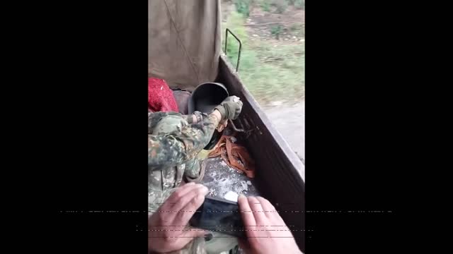 🔴 Ukraine War - Ukrainian Soldiers Baptizing Artillery With Champange To Celebrate Latest Victories