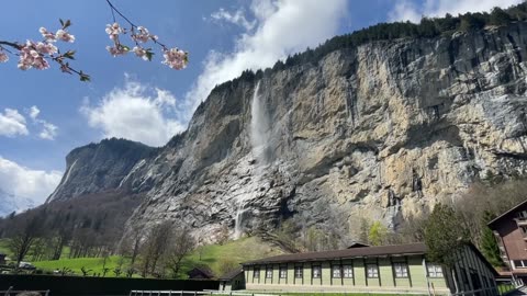 4K. Switzerland Lauterbrunnen spring moment