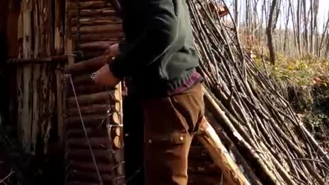 Bushcraft Winter Camping - Build Survival Forest Shelter - Off Grid Tiny House