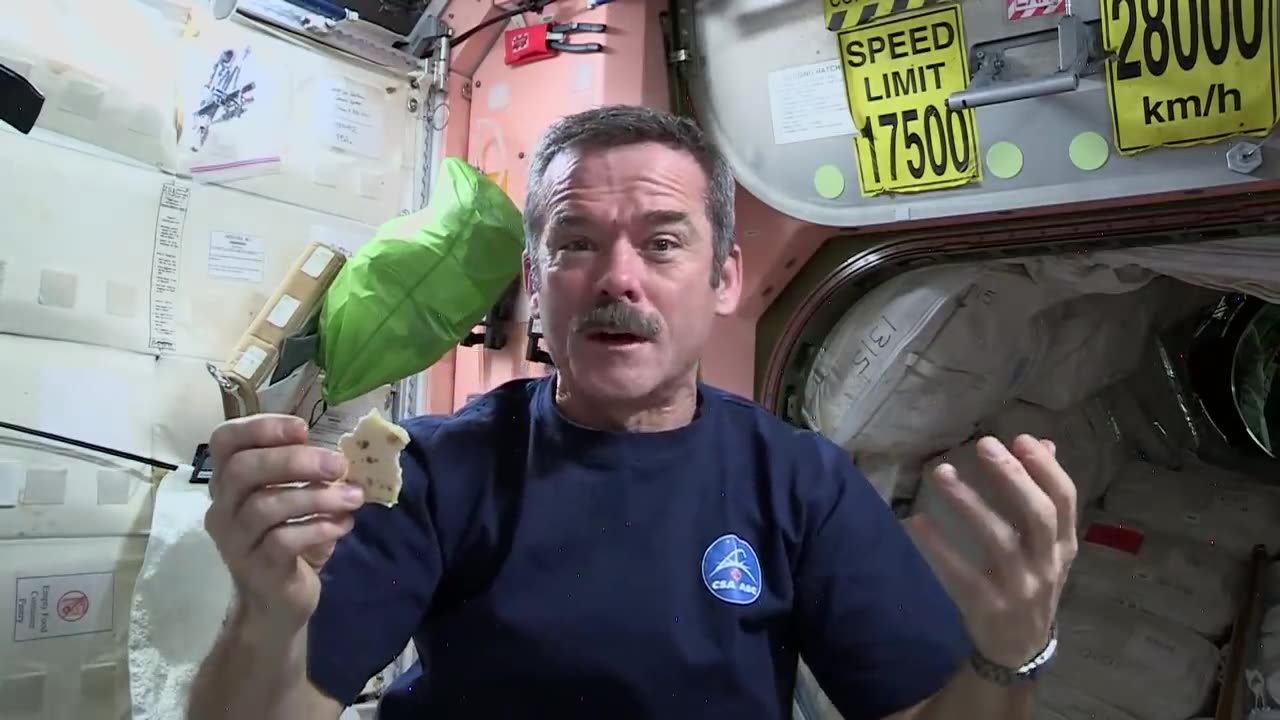 Chris Hadfield Brushes his Teeth in Space