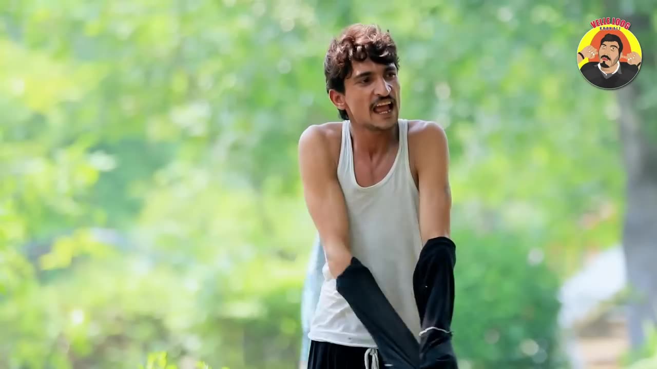 ITCHING Powder Best Prank - @Velle Loog Khan Ali