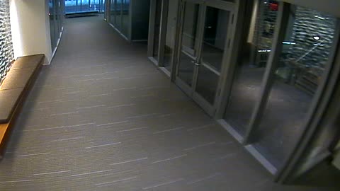 8418OHOB04O4C1CorridortoAtrium_2021-01-05_16h16min40s467ms.mp4
