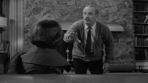 The Twilight Zone S01E36 A World Of His Own