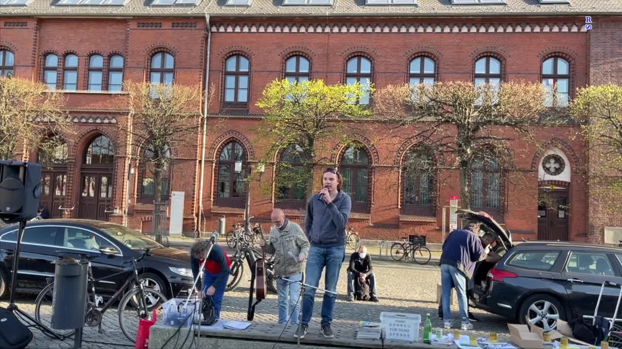 Greifswald: Eröffnung der Kundgebung 09-05-2022