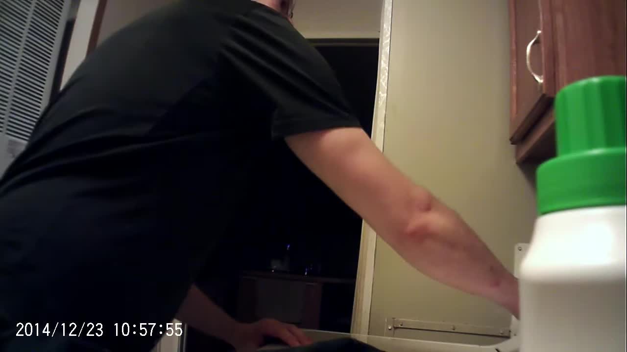 Rockydennis Presents "Doing Laundry" 4