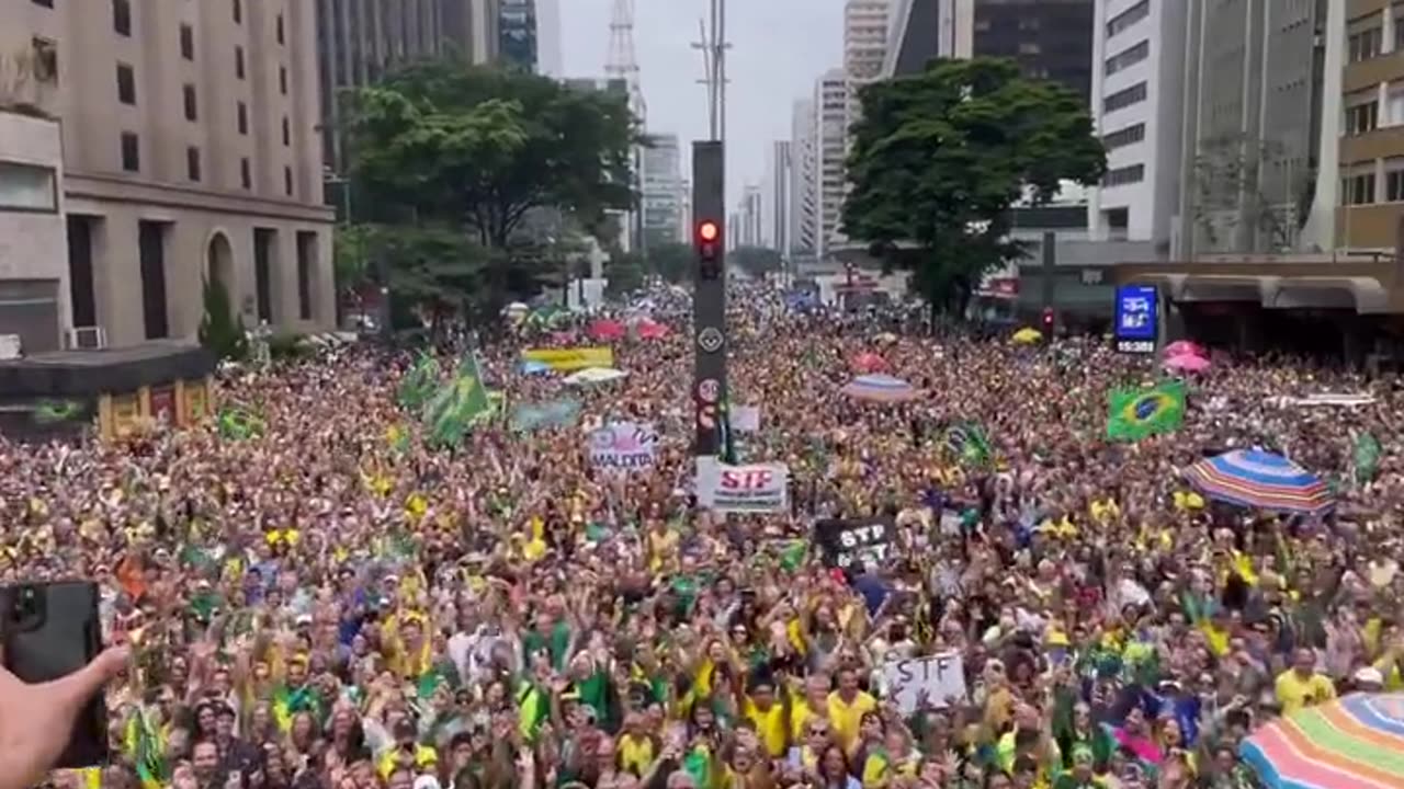 Nem Cleriston, nem a tirania será esquecida.