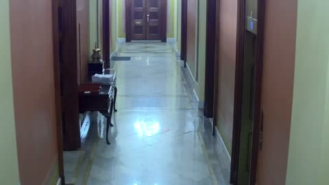 0263USCH02H227Hallway_2021-01-05_07h00min00s483ms.mp4