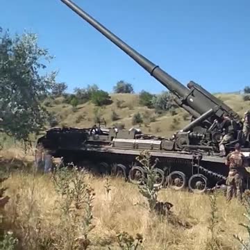 "Pion" Artillery Gun