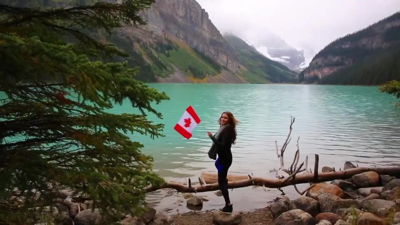 A 20 second video of Lake Louise