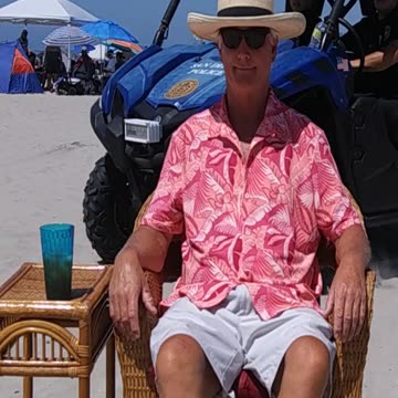 Police buzz The Captain.