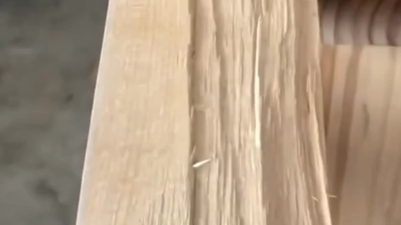 Satisfying Wood Cutting