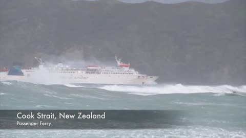 Ships in Storms | 10+ TERRIFYING MONSTER WAVES, Hurricanes & Thunderstorms at Sea