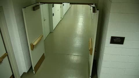 7111CVCULElevator#3nearHVC127_2021-01-05_00h20min00s230ms.mp4