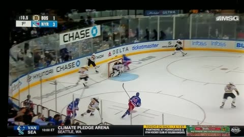 BOS vs NYR - Rangers Lead 3-1