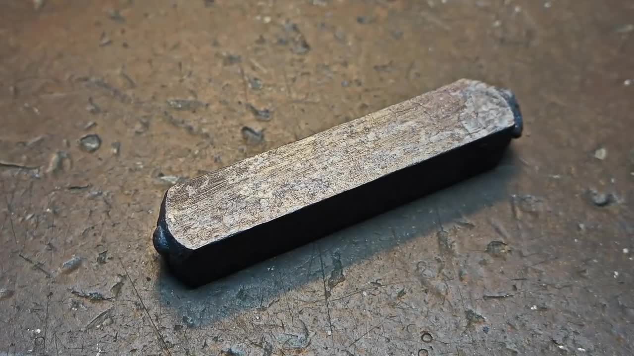 Damascus steel from 1000 year old knife blades.