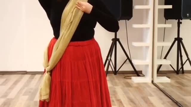 An American Girl Dancing In Hindi Song #shorts #shorts video