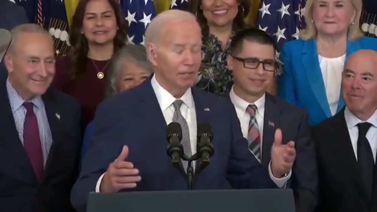 v9-50 JOE BIDEN clone MALFUNCTIONS.