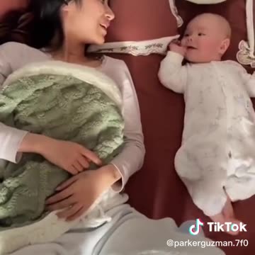 ЗА ПЪЛНОЦЕННИ ДЕЦА И ПРИСЪСТВИЕТО НА МАМА Е ЗАДЪЛЖИТЕЛНО