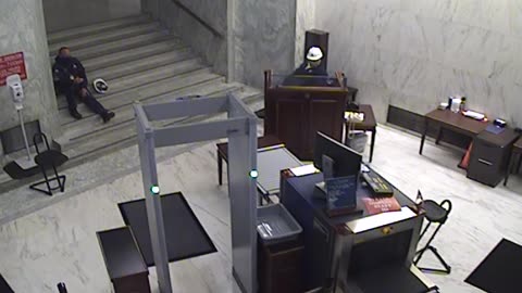 3091RHOBGRLowerIndepAveDoor_2021-01-05_06h00min02s107ms.mp4