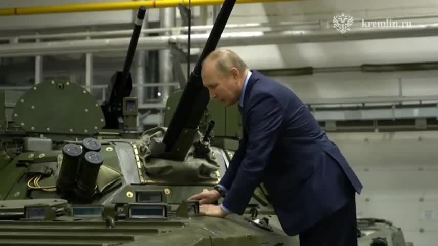 President Putin visited the Shipunov Instrument Design Bureau in Tula.