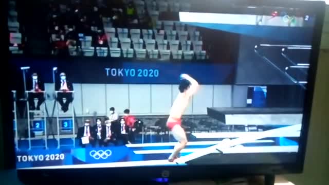 Incredible Olympic Chinese Summersault