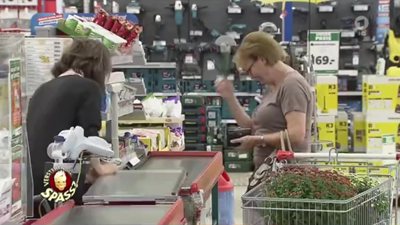 Verrückte Kassiererin