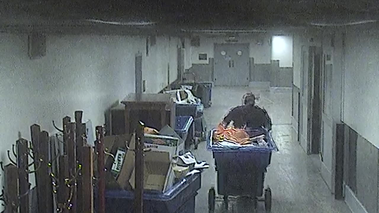 6096RHOBSBLoadingDockHallway_2021-01-05_21h06min28s207ms.mp4