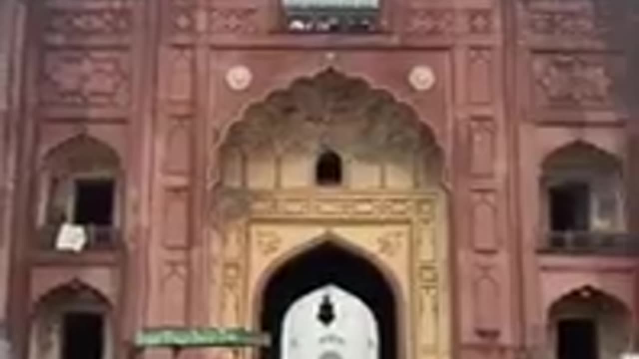 Beautiful site and sound of Lahore Pakistan