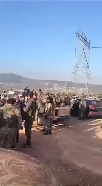 Syrian rebels ➡️ Latakia 🇸🇾