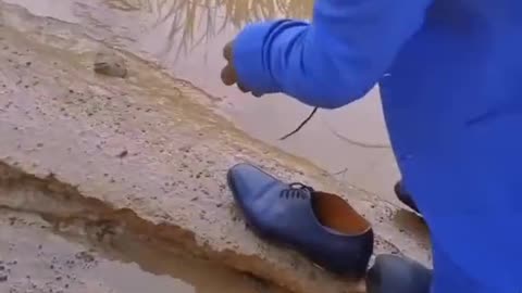 🤣🤣see what happens to him next. !!🤣🤣🤣
