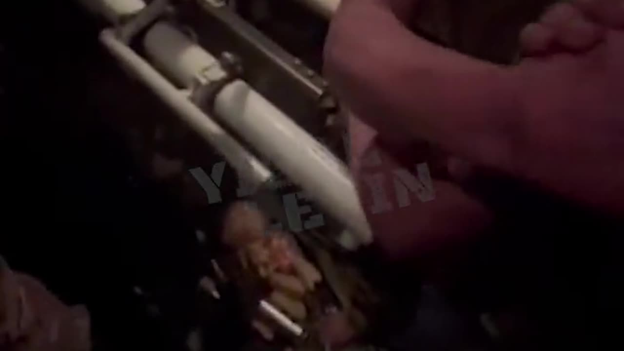 A Bit of Ukrainian Singsong from Inside T72 Tank