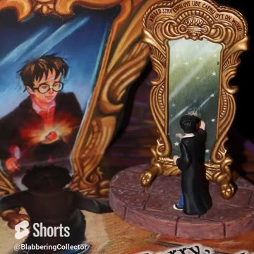 Quick Look: The Mirror of Erised Hallmark Ornament #harrypotter #wizardingworld #hallmarkornaments