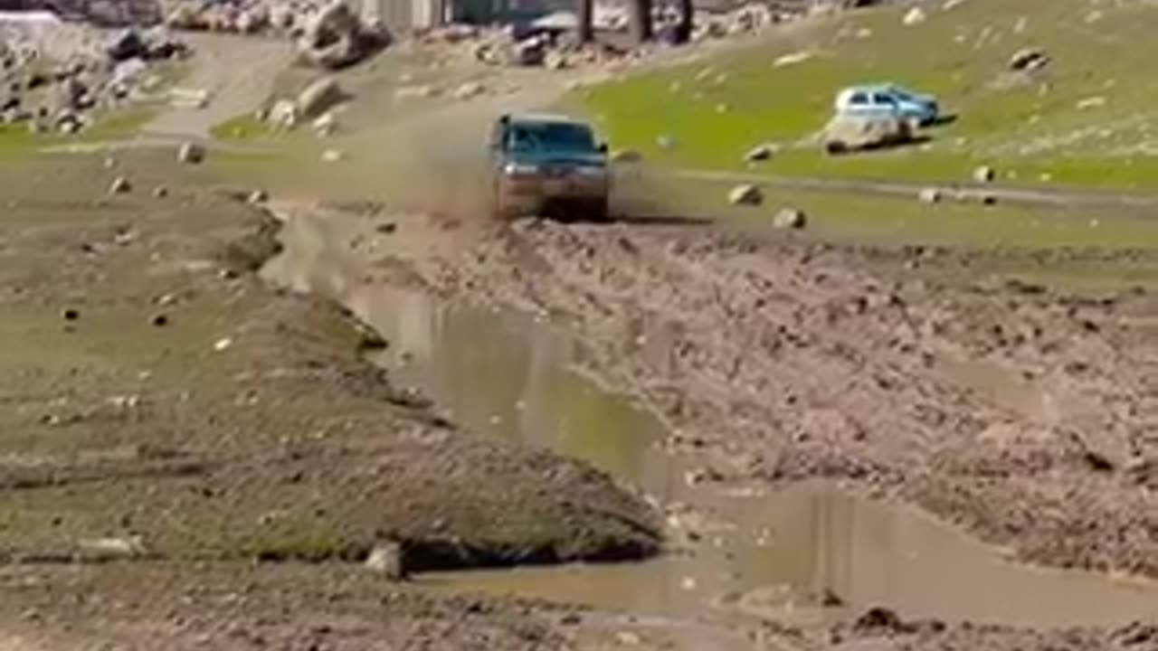 Land cruiser power 🔥💪 toyota V8 #cars2023#landcruiser#viral