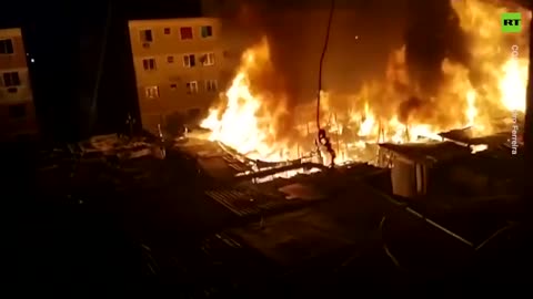 Over 250 shacks destroyed by huge fire in Rio de Janeiro, no injuries reported (RT)
