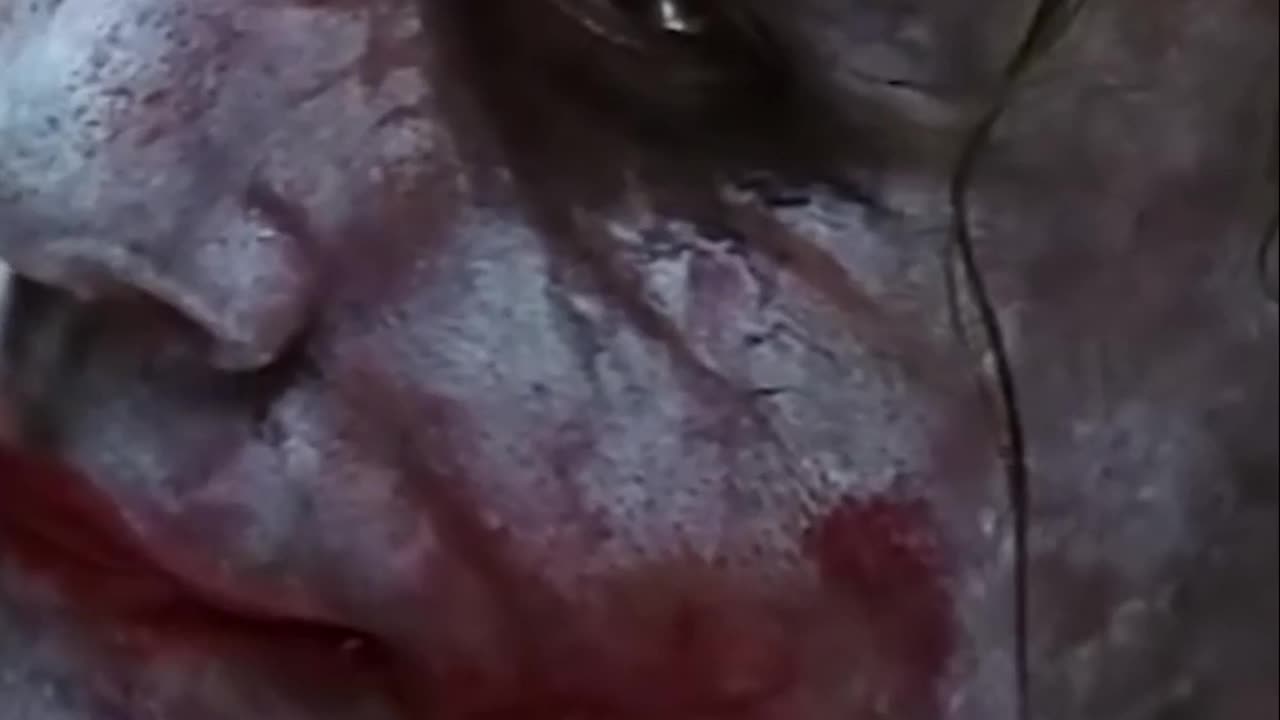 Mastering Cinematic Camera Movements in The Dark Knight Scene Analysis