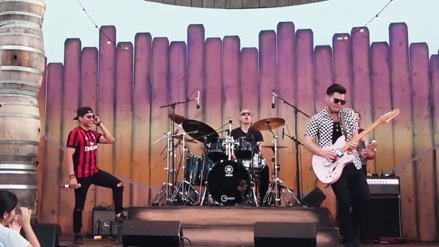 Band called Hiatus.